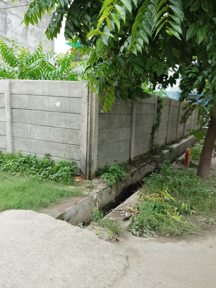 Exterior View, aliganj  2400 Sq.Yd. Plot In Aliganj Lucknow 9214379