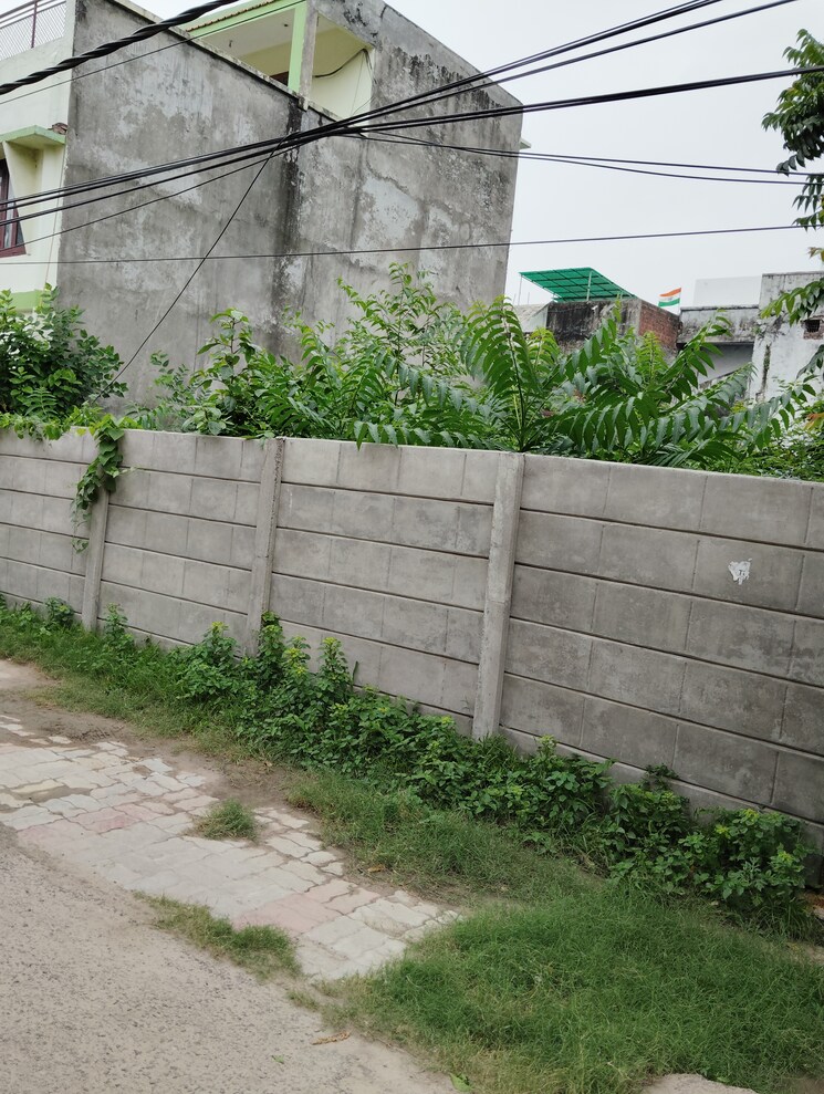 Exterior View, aliganj  2400 Sq.Yd. Plot In Aliganj Lucknow 9214379