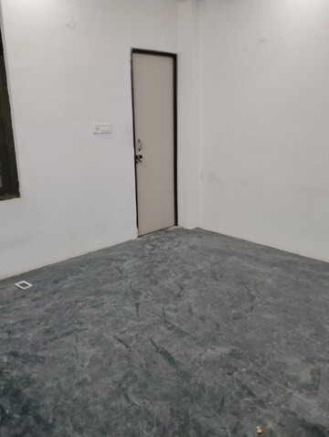 Room in 1.5 BHK Independent House at Adil Nagar – for Sale