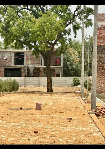  Plot – Exterior View View at Gomti Nagar - for Sale