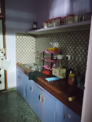 Kitchen in 1.5 BHK Builder Floor at Vikas Nagar – for Rent