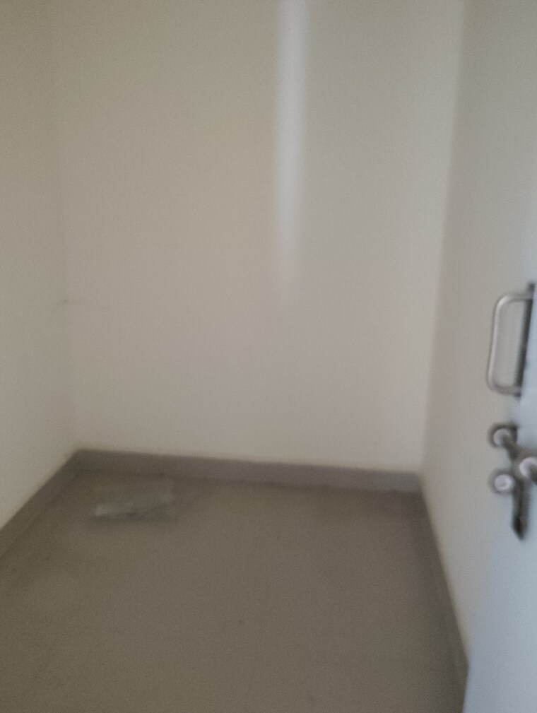 Room, jankipuram extension 3.5 Bedroom 1900 Sq.Ft. Apartment In Jankipuram Extension Lucknow 9214461