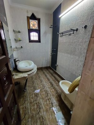 Bathroom in 4 BHK Builder Floor at Green Fields Colony – for Rent