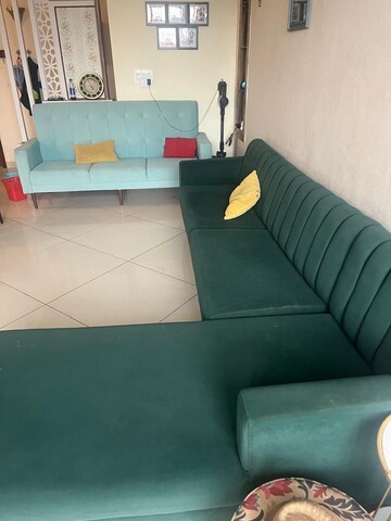 Living Room in 3 BHK Apartment at Sector 4 – for Rent