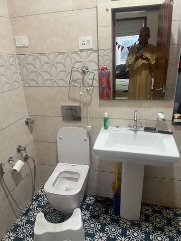 Bathroom in 3 BHK Apartment at Sector 4 – for Rent