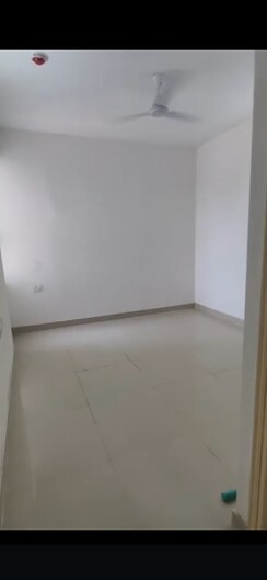 2 BHK Apartment For Sale in Zara Rossa