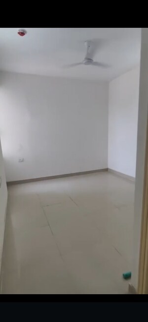 2 BHK Apartment For Sale in Zara Rossa, Sector 112