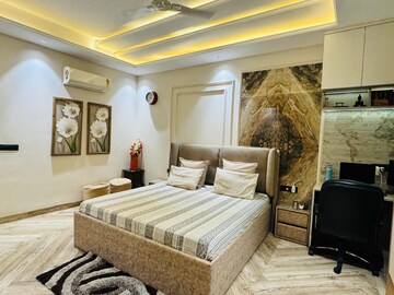 Bedroom in 4 BHK Builder Floor at Uppal Southend, Sector 49 – for Rent