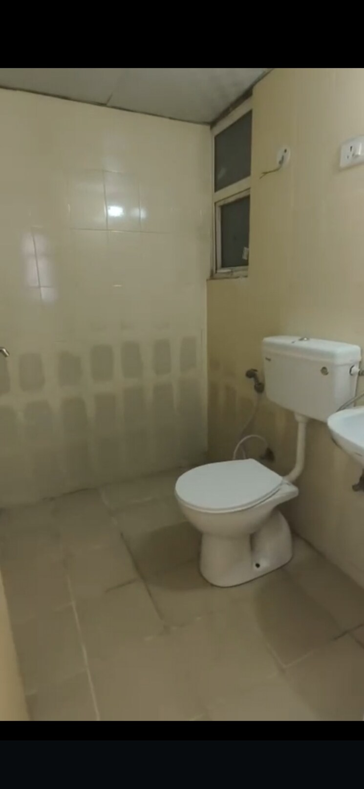 Bathroom, zara-rossa 2 Bedroom 900 Sq.Ft. Apartment In Sector 112 Gurgaon 9214516