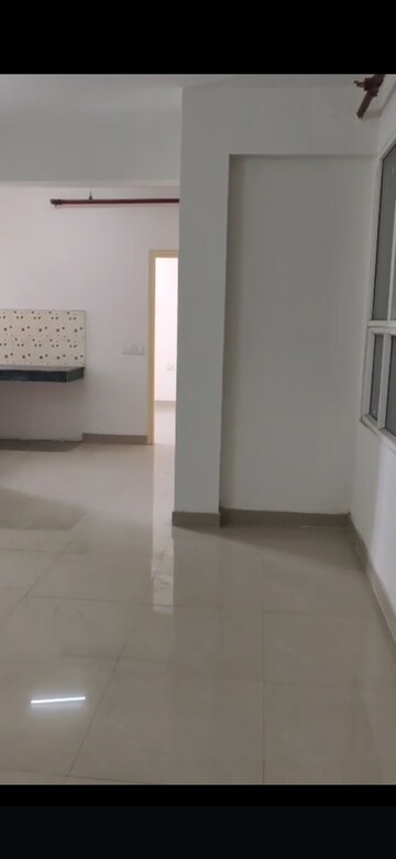 Room in 2 BHK Apartment at Zara Rossa, Sector 112 – for Sale