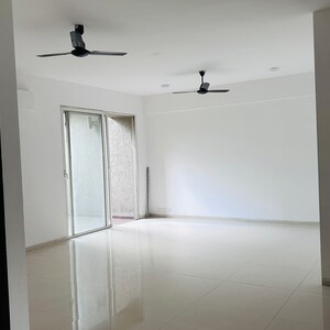 Bathroom in 4 BHK Apartment at Estado Presidential Phase II, Kiwale – for Sale