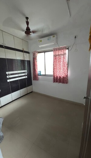 1 BHK Apartment For Rent in Dindoshi Onkar CHS, Malad East