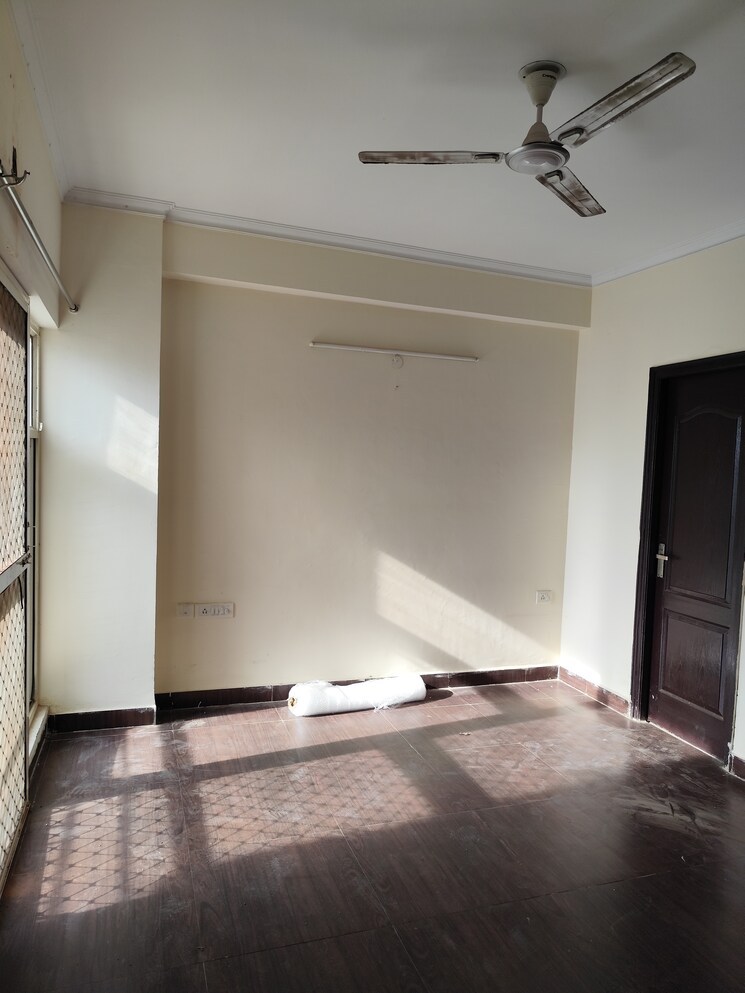 Bedroom, aims-golf-city 2 Bedroom 950 Sq.Ft. Apartment In Sector 75 Noida 9214586