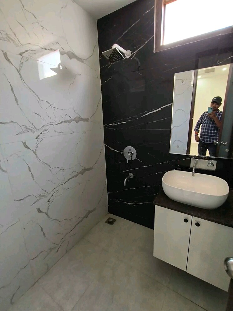 Team Area, palm-residency-chhatarpur 3 Bedroom 1350 Sq.Ft. Builder Floor In Chattarpur Delhi 9214611