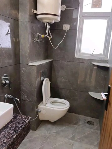 Bathroom in 3 BHK Builder Floor at Palm Residency Chhatarpur, Chattarpur – for Rent