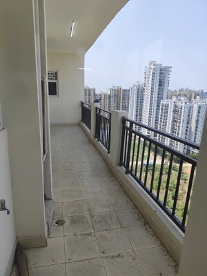 3.5 BHK Apartment For Rent in Aims Golf City, Sector 75
