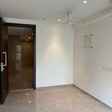 Room in 1 BHK Apartment at Hiranandani Regent Hill, Sainath Nagar – for Rent