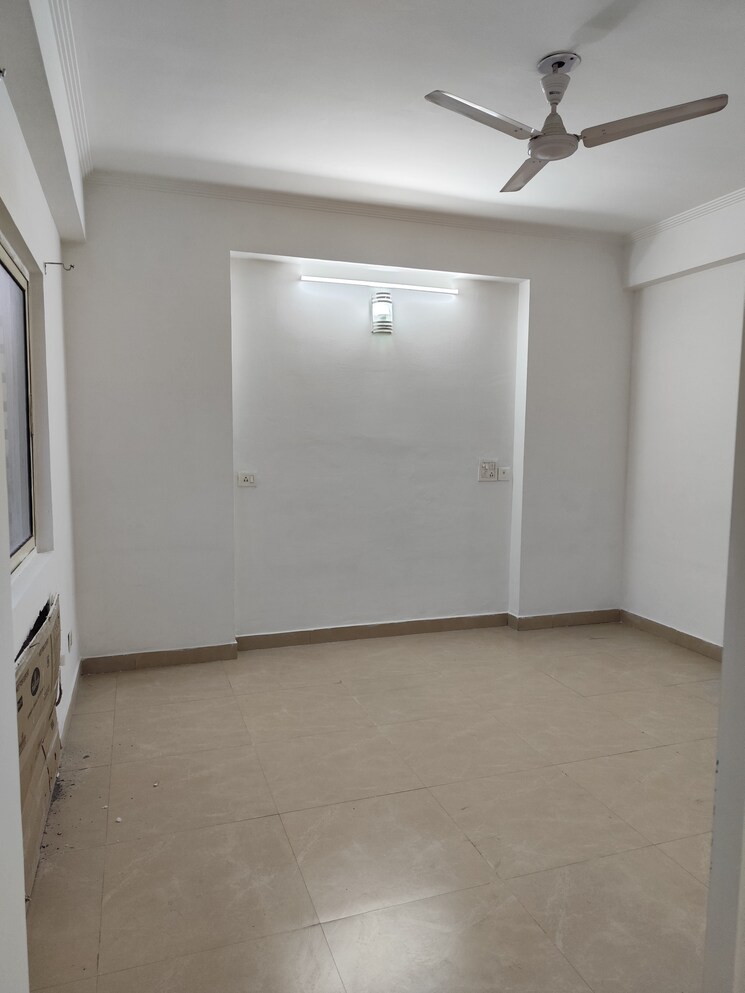 Room, aims-golf-city 4 Bedroom 2525 Sq.Ft. Apartment In Sector 75 Noida 9214640