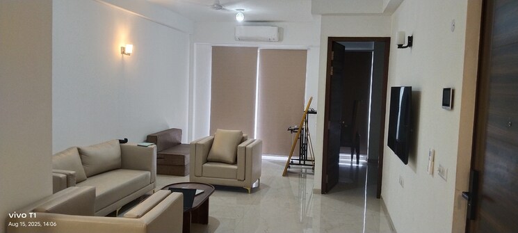 Living Room, smart-world-orchard 3 Bedroom 1650 Sq.Ft. Builder Floor In Sector 61 Gurgaon 9214730