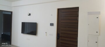 Furnished Amenities in 3 BHK Builder Floor at Smart World Orchard, Sector 61 – for Rent