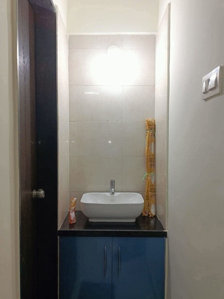 Bathroom, mohannagar-chs 2 Bedroom 885 Sq.Ft. Apartment In Baner Pune 9214736