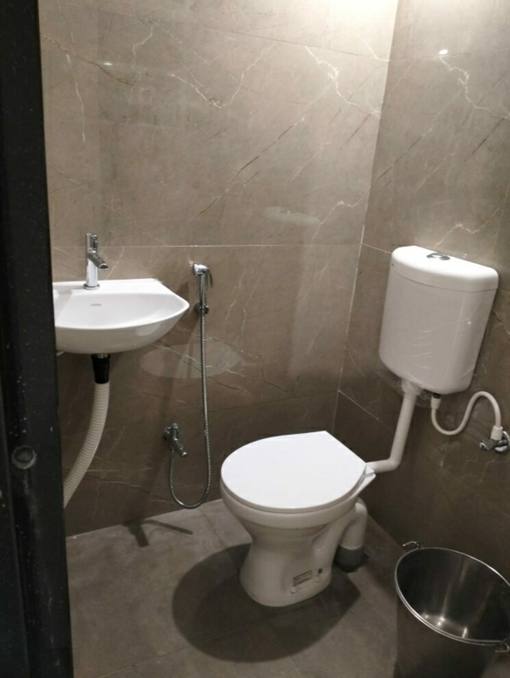 Bathroom, chaandrai-jadhav-prestige 2 Bedroom 850 Sq.Ft. Apartment In Ambegaon Budruk Pune 9214817