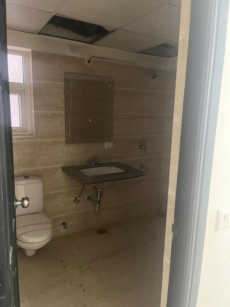 Bathroom, ansal-crown-heights 3 Bedroom 1835 Sq.Ft. Apartment In Sector 80 Faridabad 9214807