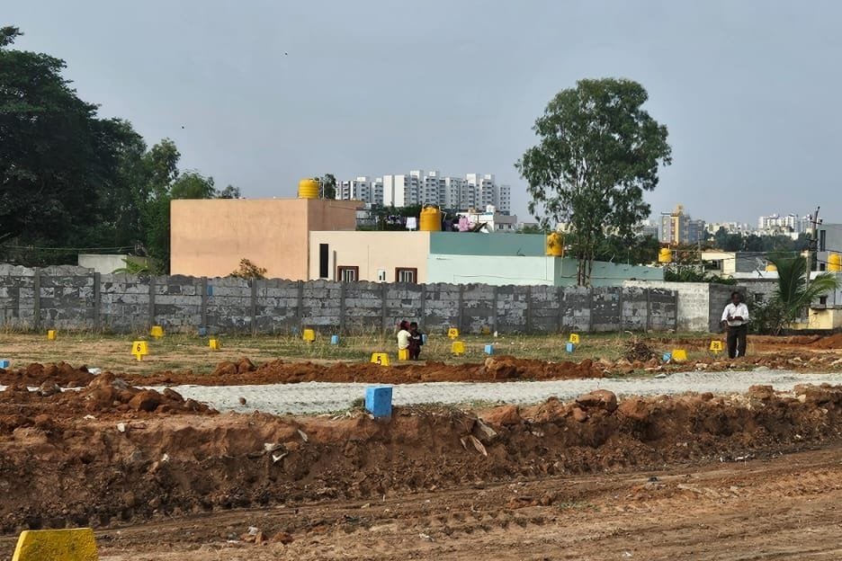 Plot For Sale in Bnd Dream Land