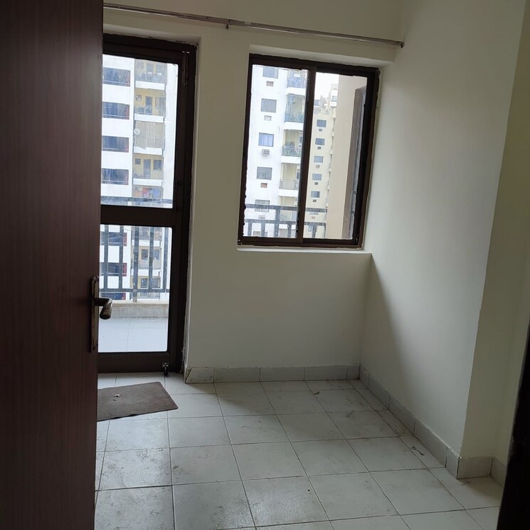 Room, ardee-city-palm-grove-heights 3 Bedroom 2036 Sq.Ft. Apartment In Sector 52 Gurgaon 9214907