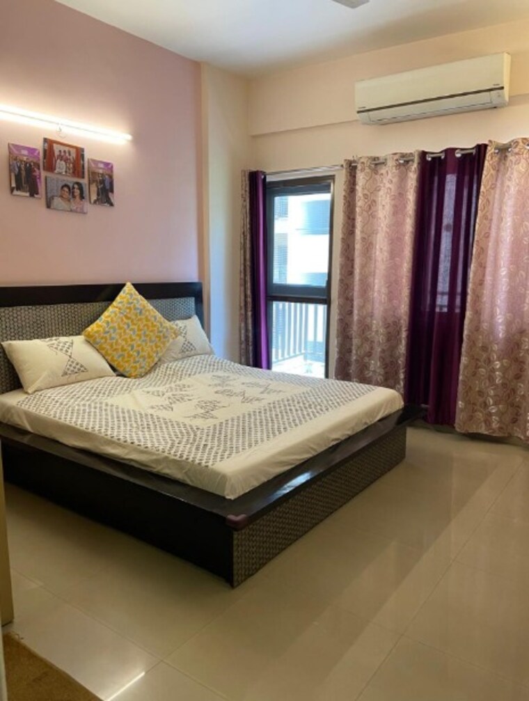 Bedroom, ardee-city-palm-grove-heights 3 Bedroom 2050 Sq.Ft. Apartment In Sector 52 Gurgaon 9214922