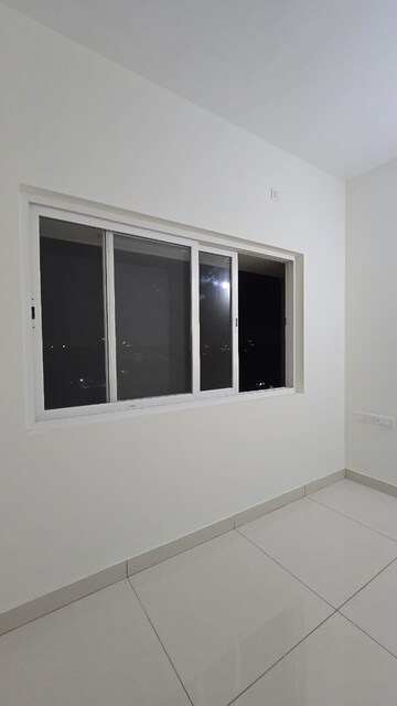 Room in 3 BHK Apartment at Avalon Park At The Prestige City, Sarjapur Road – for Rent