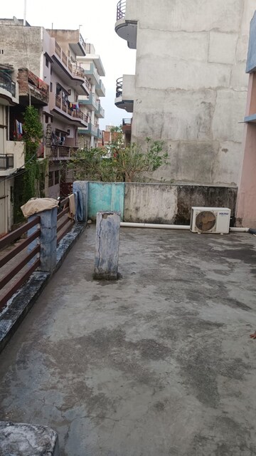 Balcony in 2 BHK Independent House at Chinhat – for Rent