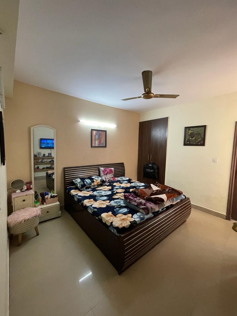 Bedroom, supertech-cape-town 2 Bedroom 930 Sq.Ft. Apartment In Sector 74 Noida 9215047