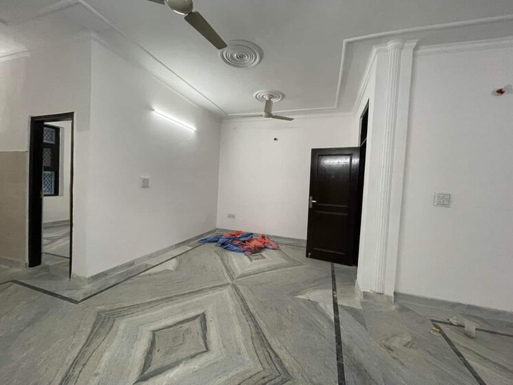 Room, ashoka enclave 4 Bedroom 2700 Sq.Ft. Builder Floor In Ashoka Enclave Faridabad 9215060