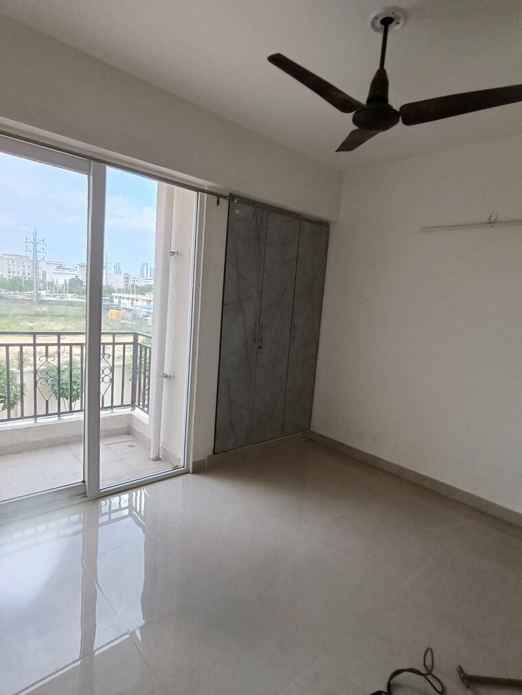 Room, signature-global-prime 3 Bedroom 1232 Sq.Ft. Apartment In Sector 63a Gurgaon 9215122