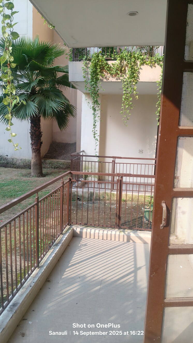 Balcony, dhakoli 3.5 Bedroom 2400 Sq.Ft. Apartment In Dhakoli Zirakpur 9215085
