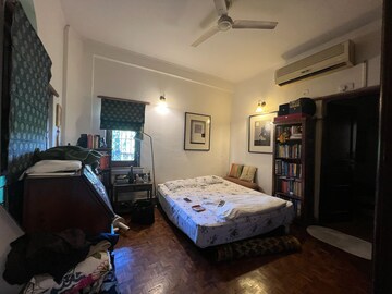 Bedroom in 3 BHK Builder Floor at Jor Bagh – for Rent
