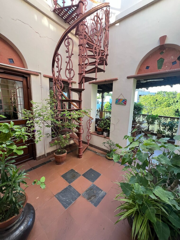 Exterior View, jor bagh 3 Bedroom 5000 Sq.Ft. Builder Floor In Jor Bagh Delhi 9215100