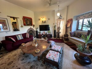 Living Room in 3 BHK Builder Floor at Jor Bagh – for Rent