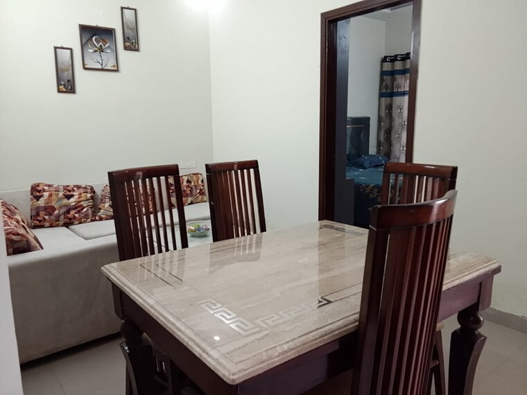 Living Room, vip road 2 Bedroom 1500 Sq.Ft. Apartment In Vip Road Zirakpur 9215096