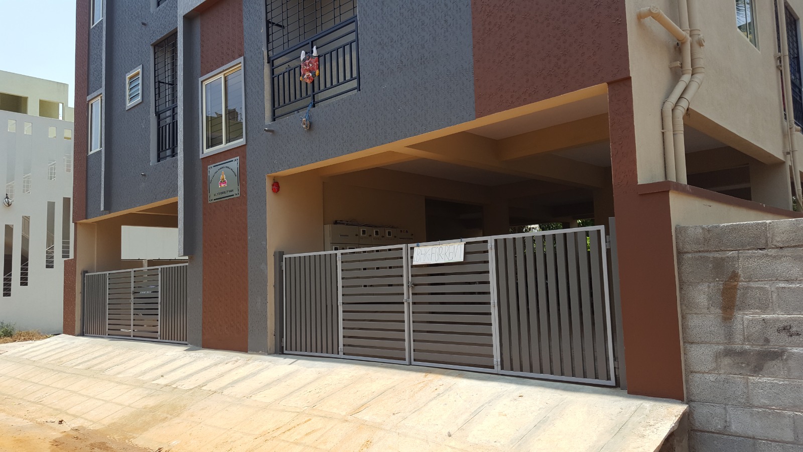 4 BHK + Pooja Room Independent House For Sale in Central Bangalore