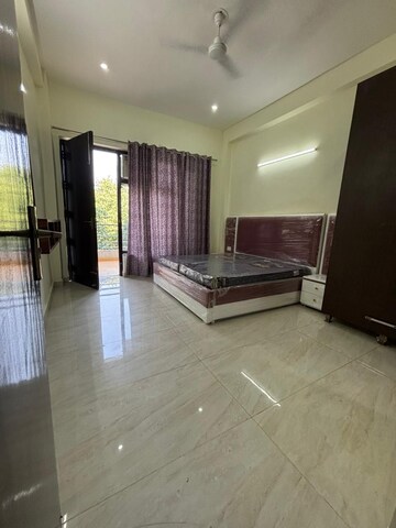 Bedroom in 2 BHK Builder Floor at Sushant Lok I – for Rent