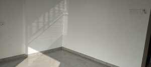 Room in 2.5 BHK Apartment at Ekta Tripolis, Goregaon West – for Rent