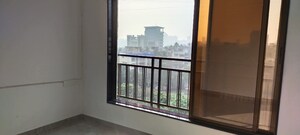 Room in 2.5 BHK Apartment at Ekta Tripolis, Goregaon West – for Rent