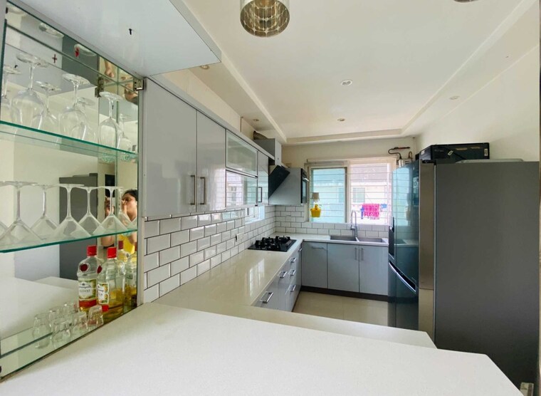 Team Area, svc-tree-walk 3 Bedroom 2000 Sq.Ft. Apartment In Kondapur Hyderabad 9215171