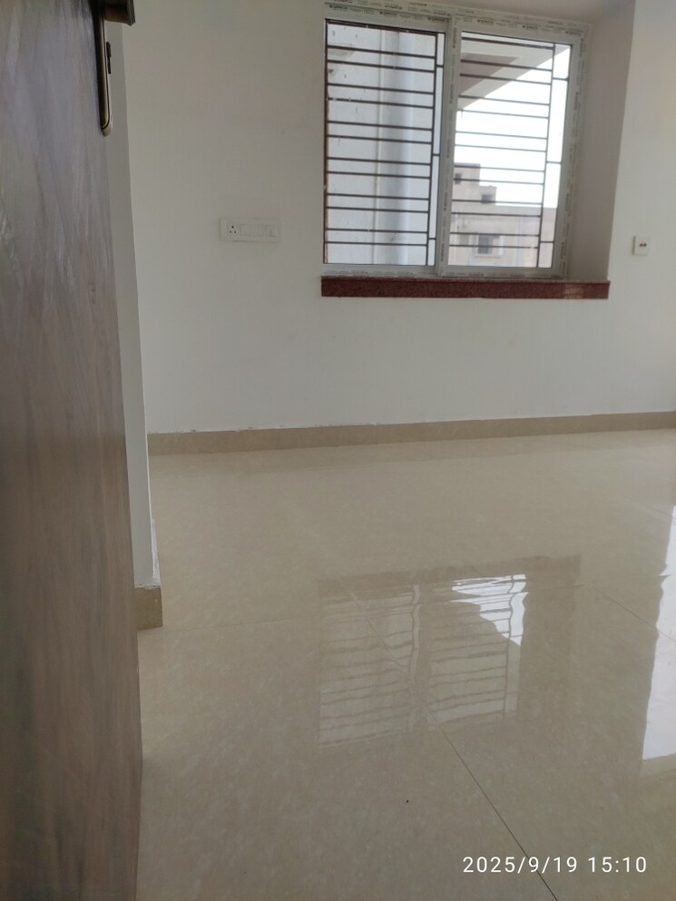 Room, kundan-plaza 3 Bedroom 1350 Sq.Ft. Apartment In Chinar Park Kolkata 9215180