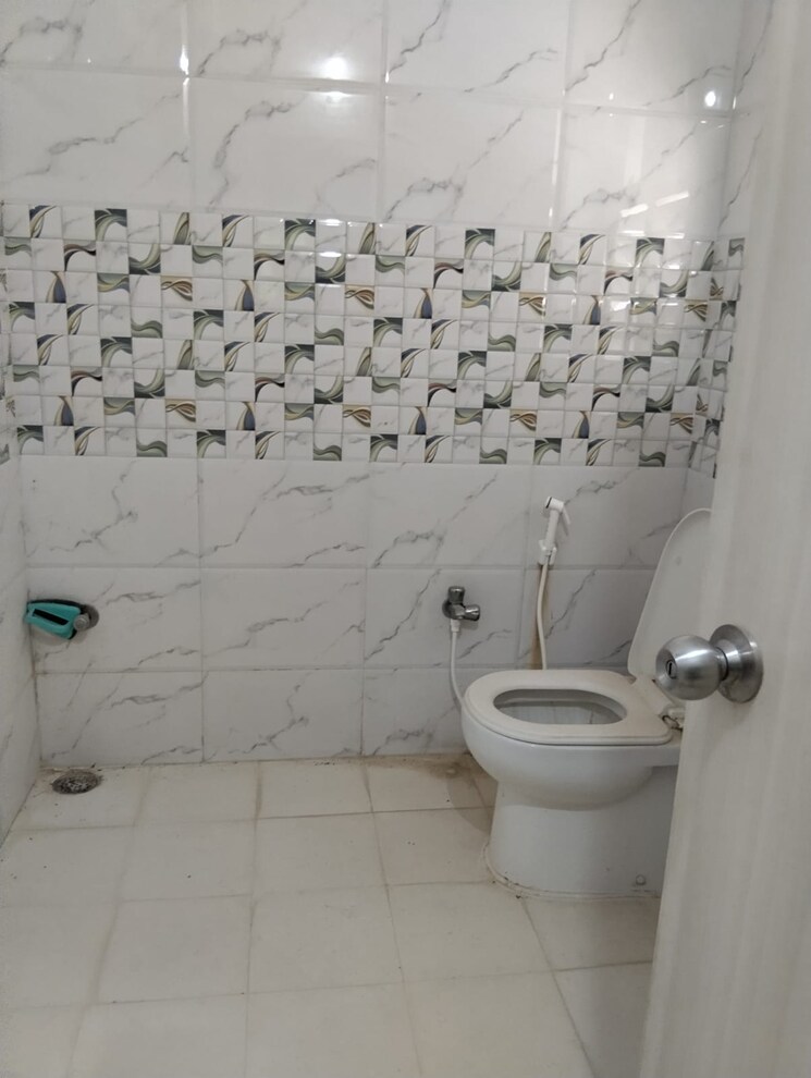 Bathroom, bandlaguda jagir 3 Bedroom 2000 Sq.Ft. Villa In Bandlaguda Jagir Hyderabad 9215179