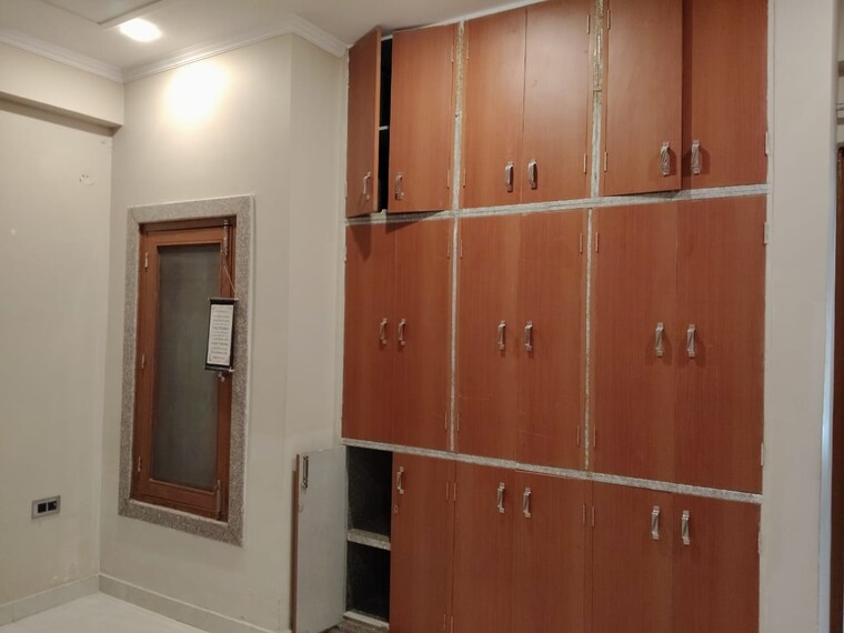 undefined, sector 100 3 Bedroom 250 Sq.Mt. Independent House In Sector 100 Noida 9215217