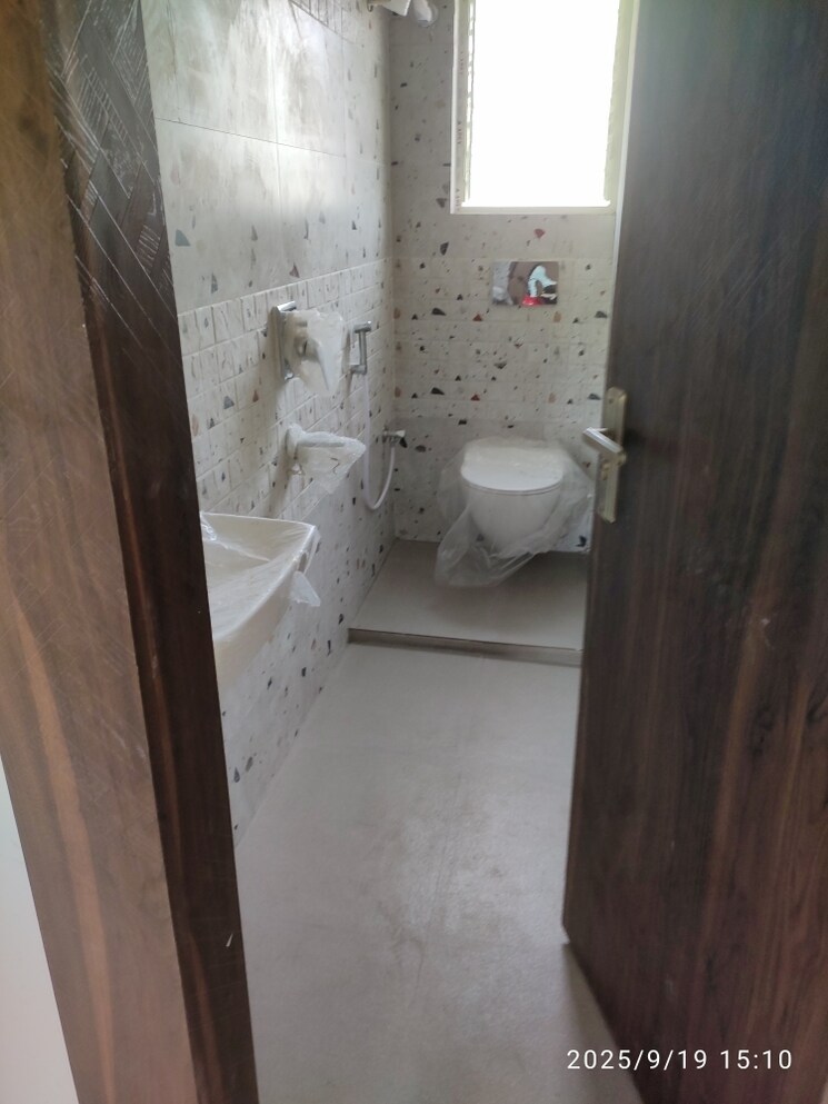 Bathroom, new-town-tower 4 Bedroom 1790 Sq.Ft. Apartment In New Town Action Area 1 Kolkata 9215213