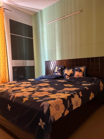 Bedroom in 2 BHK Apartment at Suncity Avenue 102, Sector 102 – for Rent
